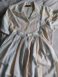 Conjunto de mujer Baronesa de 2 piezas. Falda y blusa plisada talla 11/12 - Imagen 1 de 5