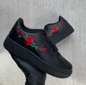 Nike Air Force 1 Custom Shoes Black Small Rose Red Flower Floral Low Mens Womens - Picture 1 of 24
