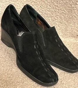 Aquatalia for Russell & Bromley Black Suede Wedge Shoes Women's Size 38.5 VGC - Imagen 1 de 10