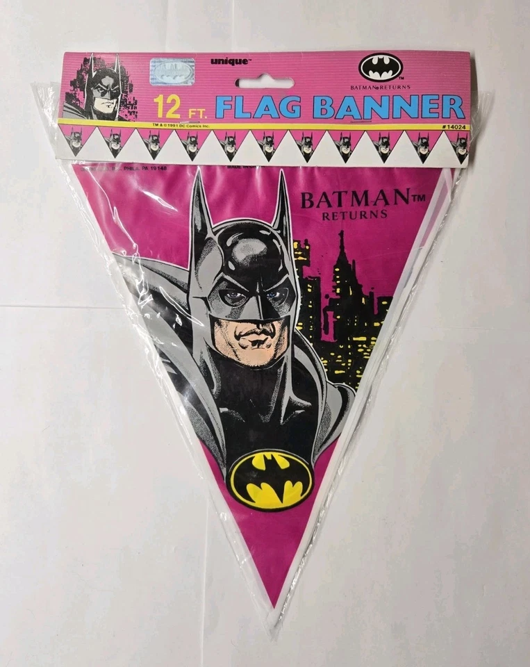Vintage 1991 Batman Returns Flag Banner 12' DC Comics Birthday Party Decoration