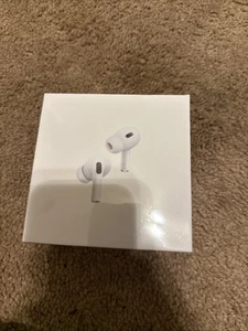 AirPods Pro 2nd Generation with MagSafe Wireless Charging Case (USB‑C)... - Photo 1 sur 4