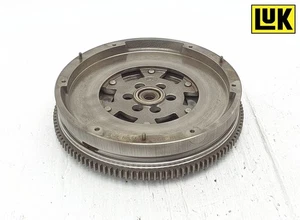VOLKSWAGEN CRAFTER 11-16 2E DUAL MASS FLYWHEEL 03L105266BF - Picture 1 of 10