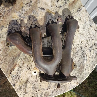 Colector de escape Honda CR-V CRV 1997-2001 2,0 L OEM Foto 1 de 2