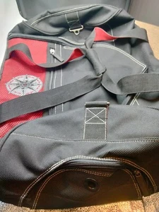 Vintage Marlboro Unlimited Gear Compass Duffel Travel Bag Multi Strap 1997 - Picture 1 of 17