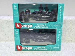 Bburago F1 Racing W14 E #63 George Russell #44 Lewis Hamilton Lote de 2 1:43 - Imagen 1 de 6