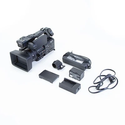 Videocámara Sony HXR-NX800 4K HDR 1" CMOS Sensor NXCAM - (48 horas) SKU#1996645 Foto 1 de 4