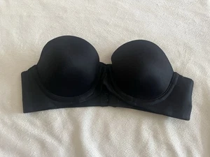 SUJETADOR AUDEN TALLA 32A NEGRO LIGERAMENTE FORRADO SIN TIRANTES - Imagen 1 de 7