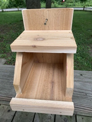 Caja de anidación de paloma cardinal de cedro Robin plataforma de tostado madera  Foto 1 de 4