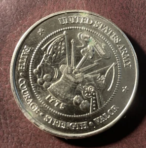 Orar American Defensores de la Libertad, Ejército, Moneda Desafío, Isaías 41:10 Coleccionista - Imagen 1 de 3