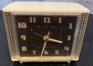 Vintage GE General Electric Art Deco Alarm Clock Model 7H225 WORKS (READ) - Picture 1 of 11