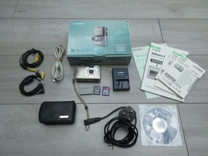 Canon IXUS 900 Ti Digital Camera Genuine Charger Battery Case Working Box 2 GB - Picture 1 of 21