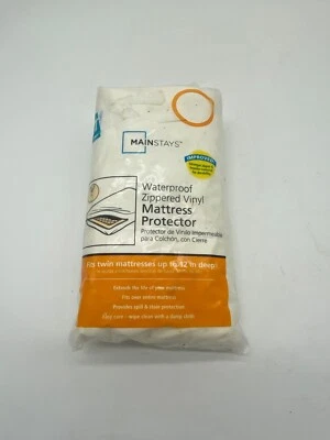 Mainstays Waterproof Zippered Vinyl Mattress Protector, Full - Image 1 of 3