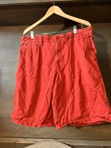 Mens Mossimo Supply Co. 100% Cotton Red Flat Front CASUAL Short Size 38 VTG. - Picture 1 of 8
