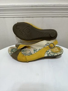 FLY London Yellow and Sludge Suede Par Sandal Size 7.5 Slingback Kitten Heel - Picture 1 of 23