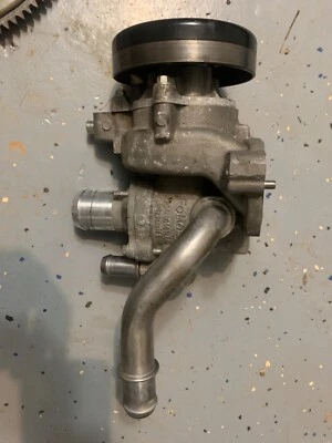 FORD explorer 2.3L ENGINE COOLANT WATER PUMP W/ PULLEY & HOUSING OEM 2021 - 2023 - Image 1 of 3