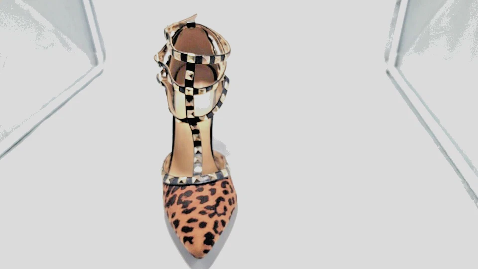 Charlotte Russe Shoes Adult Size 9M Cheetah Studded T-Strap Womens - Image 1 of 4