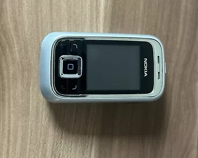 Nokia 6111 - Black & Silver Mobile Phone Slider   Read the description  - Image 1 of 4