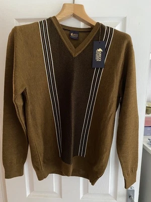 REDUCED!      GABICCI PULLOVER BRAND NEW WITH TAGS SIZE MEDIUM - Image 1 of 3