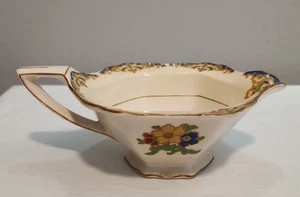 1930's John Maddock & Sons Ltd. England - MINERVA REGD Shape Gravy Boat 737954 - Picture 1 of 10