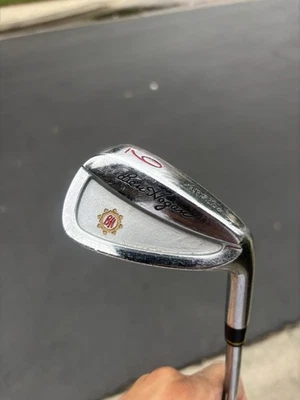 BEN HOGAN Apex Plus Forged Single 9 Iron 36.5” RH Apex 3 Graphite Regular - Image 1 of 4
