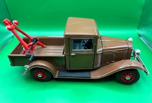Road Legends 1934 Ford Pickup Wrecker Tow Truck Brown 1:18 Scale Diecast Model - Picture 1 of 14