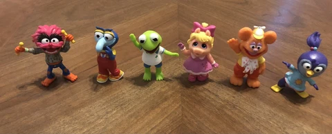 Disney Jr Muppet Babies Playroom Set of 6 Figures Kermit Gonzo Fozzie Animal Cover