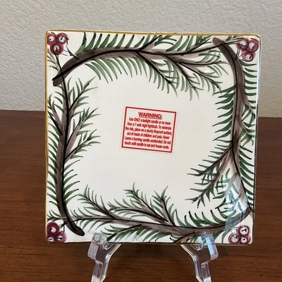 Placa base de cerámica Blue Sky para Come All Ye Faithful Church 5,5" D ramas de pino Foto 1 de 4