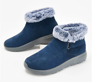 Skechers On the GO City 2 Suede Faux Fur Ankle Boots - Cuddle Up white blue, blk