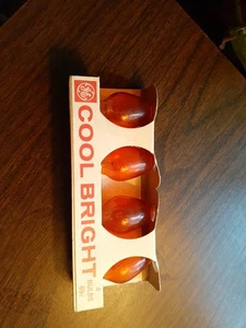 Vintage GE General Electric Cool BrightOrange Light Bulbs - Picture 1 of 4