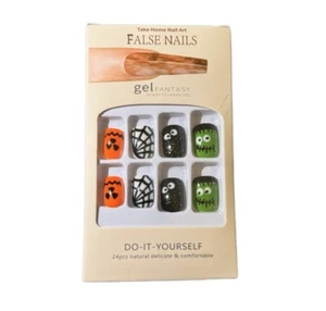 ��24 PIEZAS Caras Cortas Cuadradas Lindas de Halloween Diseñadas Falsas Prensadas en las Uñas - Imagen 1 de 7