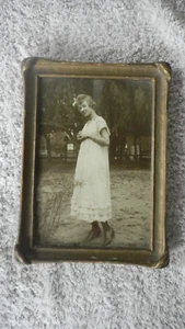 Antique 1920's Framed Photo of a Woman - Picture 1 of 2