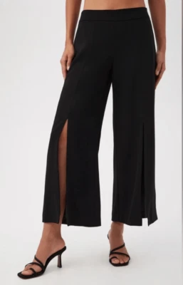 Pantalones cortos de pierna ancha con aberturas delanteras Trina Turk Davon 0 negros Foto 1 de 4