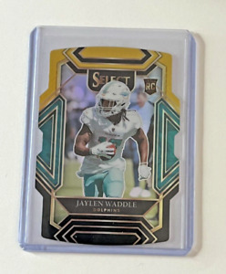 2021 Panini Select Jaylen Waddle RC Club Level Black Gold Die-Cut Prizm Dolphins