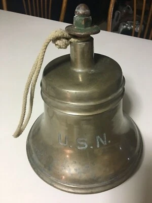 Campana de la Marina de los Estados Unidos Foto 1 de 4