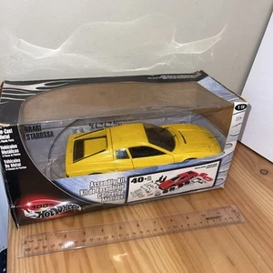 100% Hot Wheels 1/18 scale Yellow Ferrari assembly Kit Open Box Built - Picture 1 of 14
