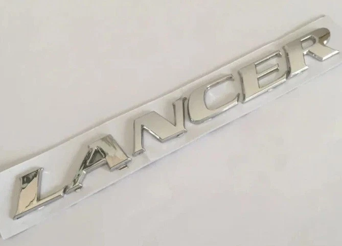 Insignia de bota Lancer emblema cromo plata 190 mm x 18 mm Foto 1 de 1