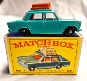 MINT Green 1965 LESNEY 56 FIAMMIFERI FIAT 1500 con BAGAGLIO rosso in SCATOLA come nuovo - Foto 1 di 6