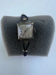 Vintage Tavannes Women Watch Swiss 17 Jewels 1/20 -12K Gold Filled - Picture 1 of 10
