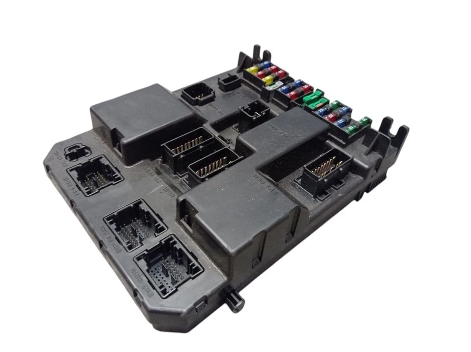 Centralina BSI scatola fusibili per PEUGEOT 307 BREAK (3E) 2.0 HDI 9651197580 - Immagine 1 di 4