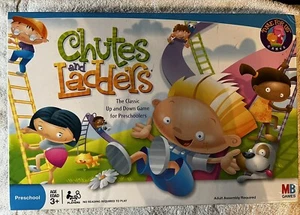 Juego de mesa Chutes and Ladders Hasbro Milton Bradley 2005 - Imagen 1 de 13