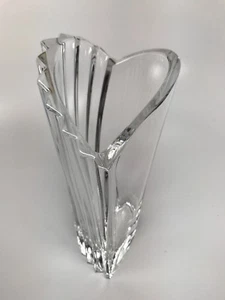 Jarrón "esprit" de cristal Gorham - forma de corazón acanalado 6-1/2" - ¡hermoso! - Imagen 1 de 8