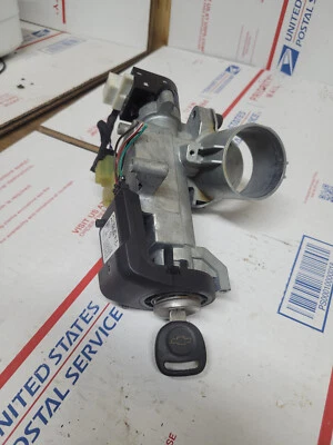 Chevrolet Traverse 2009-2017 columna de dirección interruptor de encendido llave de montaje de arranque Foto 1 de 4