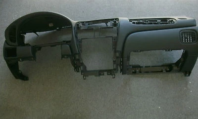 NISSAN SENTRA INSTRUMENT PANEL DASH PAD 2002-2006 68200-4Z600 - Imagem 1 de 4