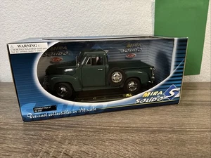 MIRA - 1953 Chevrolet Pickup Truck - Green (1999) Diecast 1:18 MODEL 8108 Solido - Picture 1 of 4