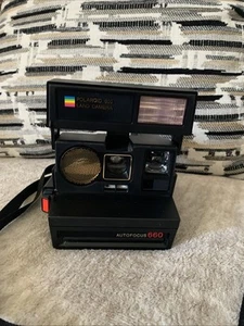 Vintage Polaroid Sun 660 Autofocus Instant Land Camera w/ Strap - Picture 1 of 10
