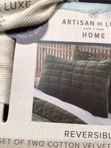 ARTISIAN de Luxe Pillow Shams STANDARD 2 PC SET Quilted VELVET Green - Picture 1 of 5