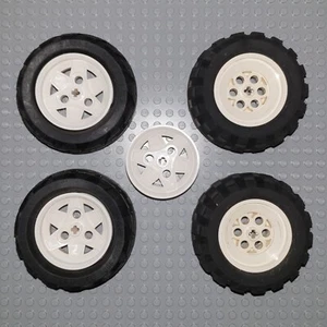 LEGO TECHNIC PART 2996c01, 41896c02 & 41896 - WHITE WHEELS & TYRES 68.8 BALLOON - Picture 1 of 1