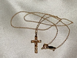 Darling Dainty 14K Gold Diamond Religious Cross Pendant Chain Necklace Vintage - Picture 1 of 13
