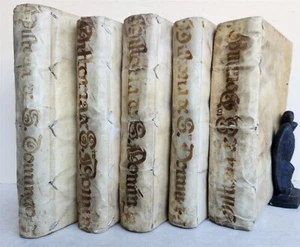 1725-34 HISTORY of SPAIN 5 VOLUMES antique VELLUM BOUND in SPANISH - Picture 1 of 16