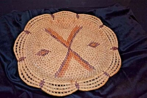 Plato para servir de mimbre enrollado de colección cesta tejida a mano tribal suroeste mexicano - Imagen 1 de 10